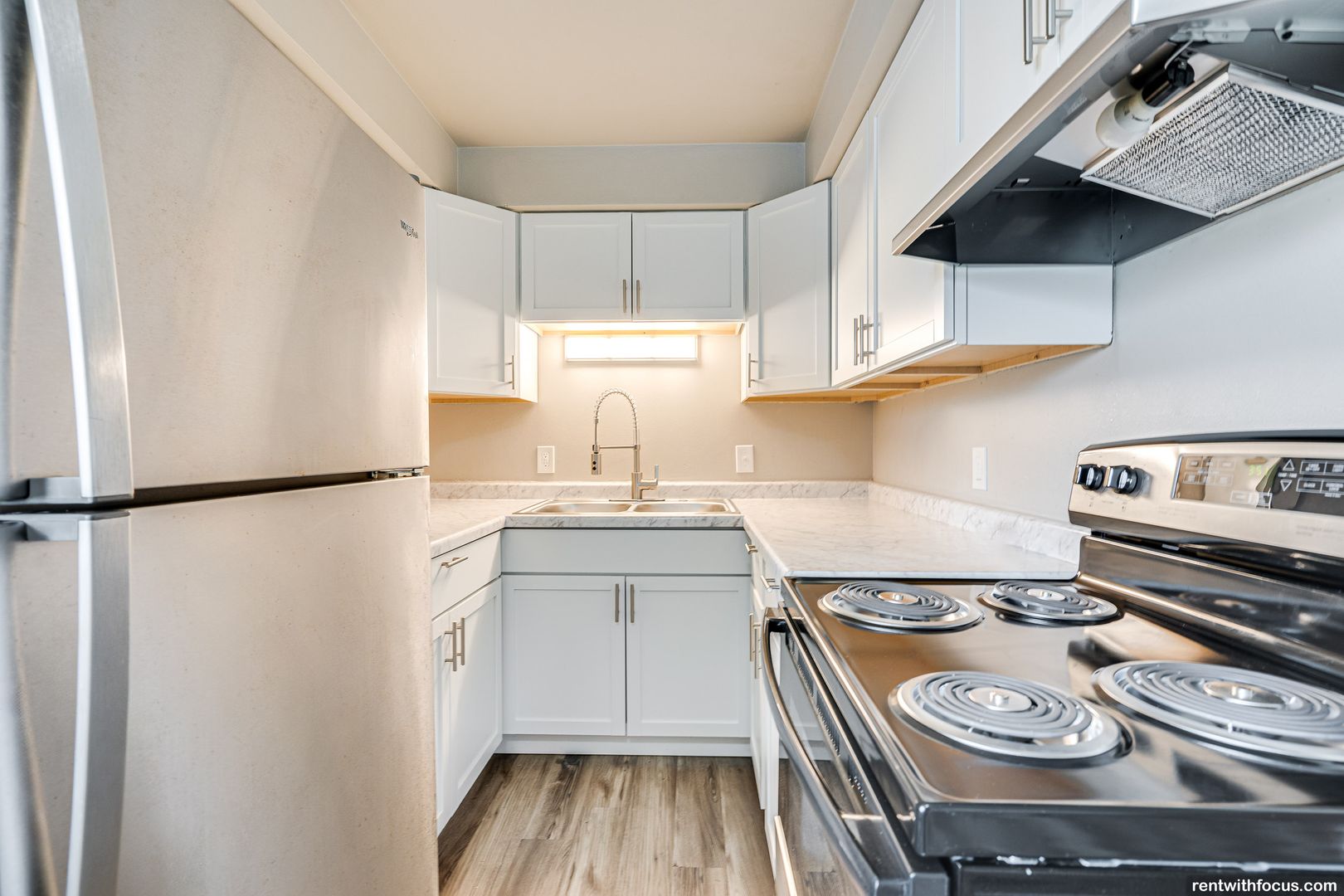 Appleton Apartment: 1500 Pershing St