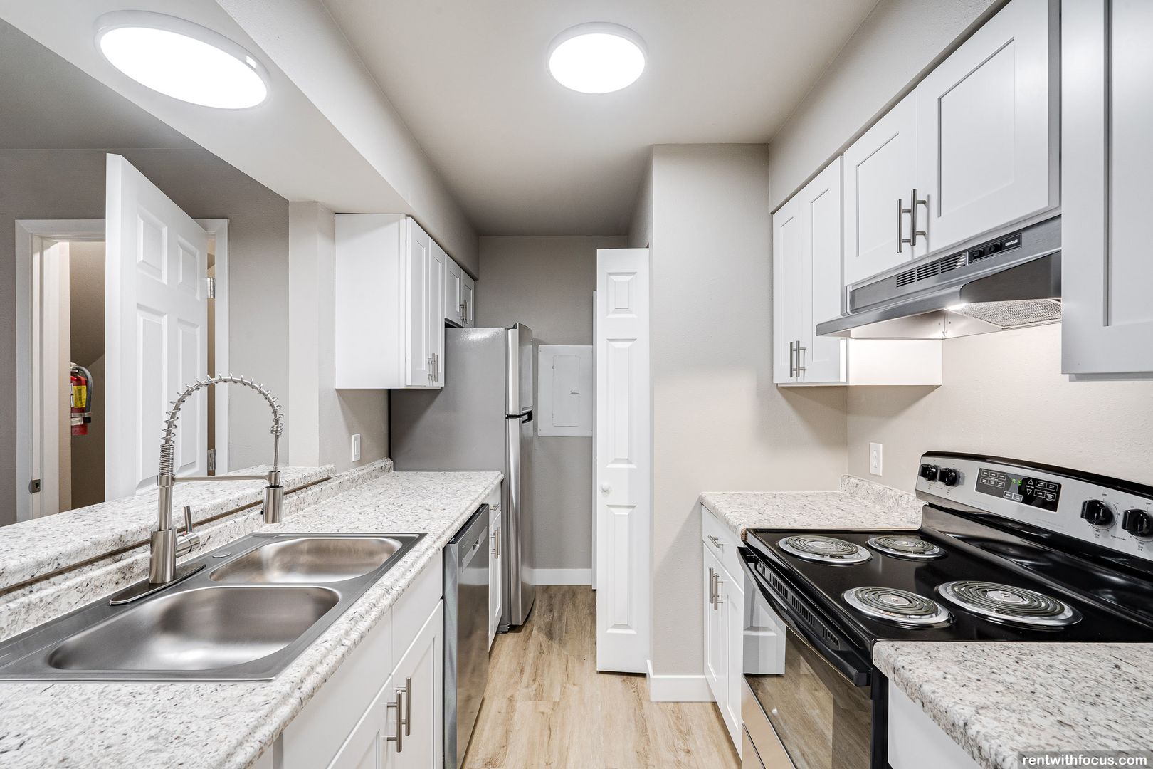 Madison Apartment: 820 E. Village Green Lane