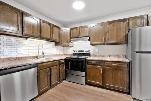 Apple Ridge Townhomes – photo 1