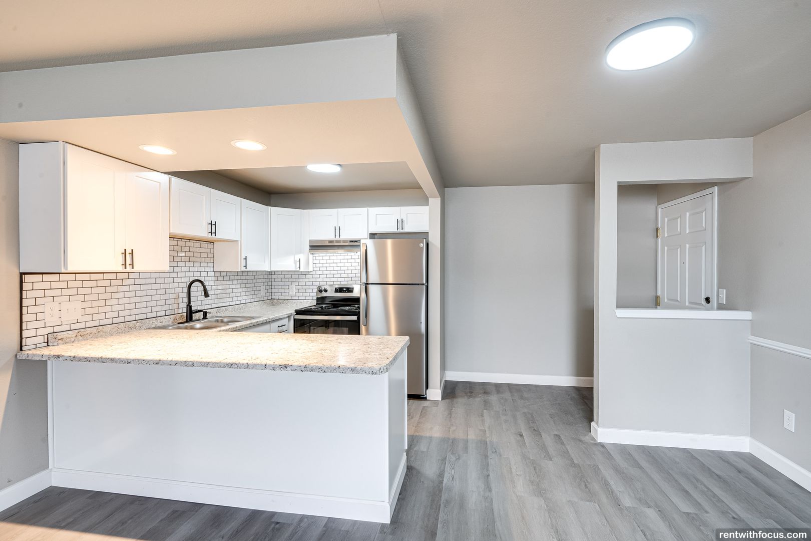 Fond Du Lac Apartment: 821 Security Drive