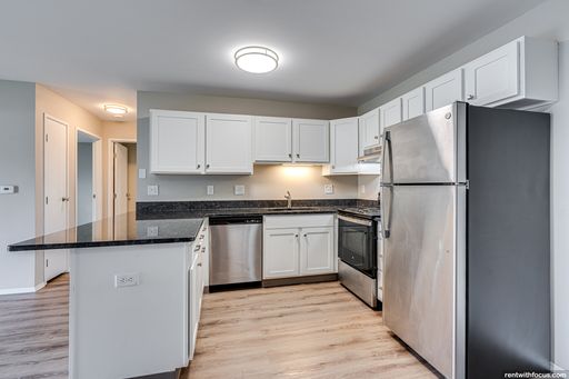 Springdale Apartments – photo 1