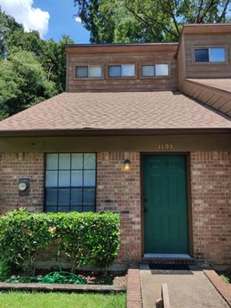 Tallahassee House: 1105 Ocala Road