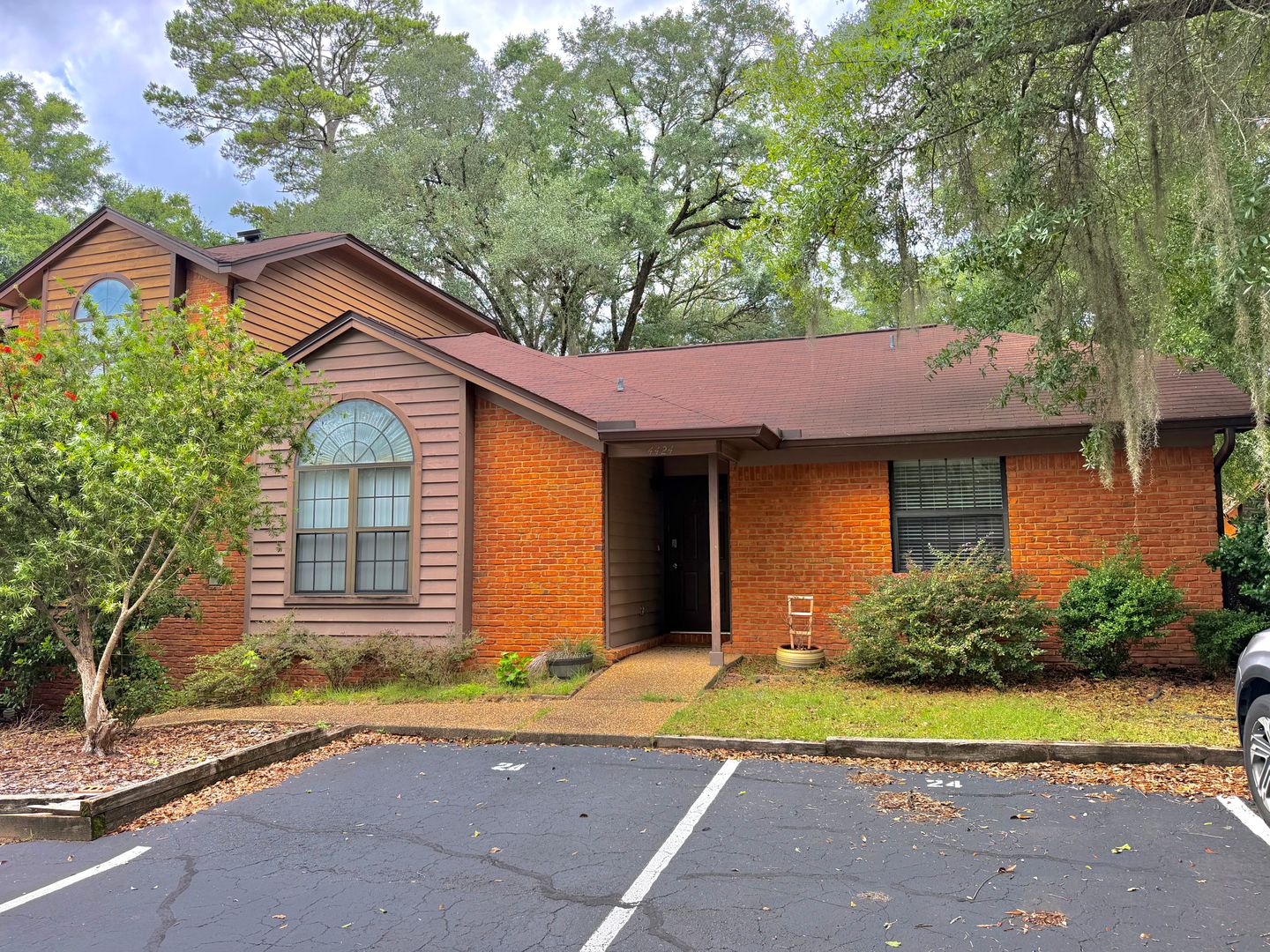 Tallahassee Townhome: 4424 Stratfordshire Ct
