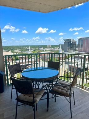 2 Bed / 2 Bath LUXURY HIGH RISE CONDO Downtown with VIEWS for Days! – photo 1