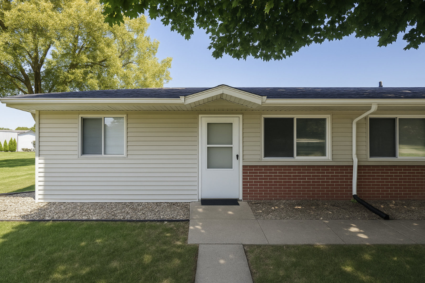 Sun Prairie Apartment: 334 S. Walker Way