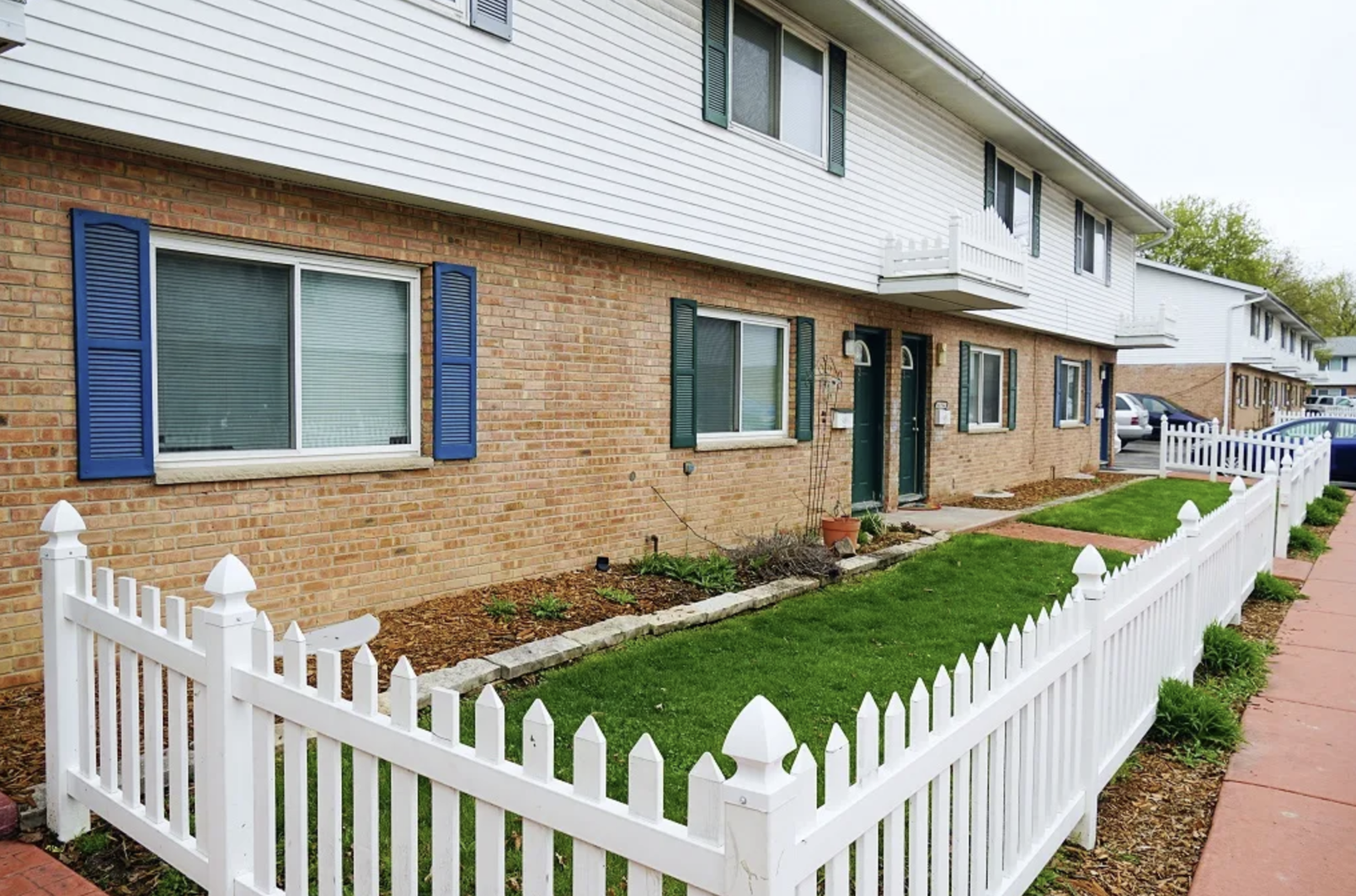 Madison Apartment: 1203-1211 MacArthur Rd