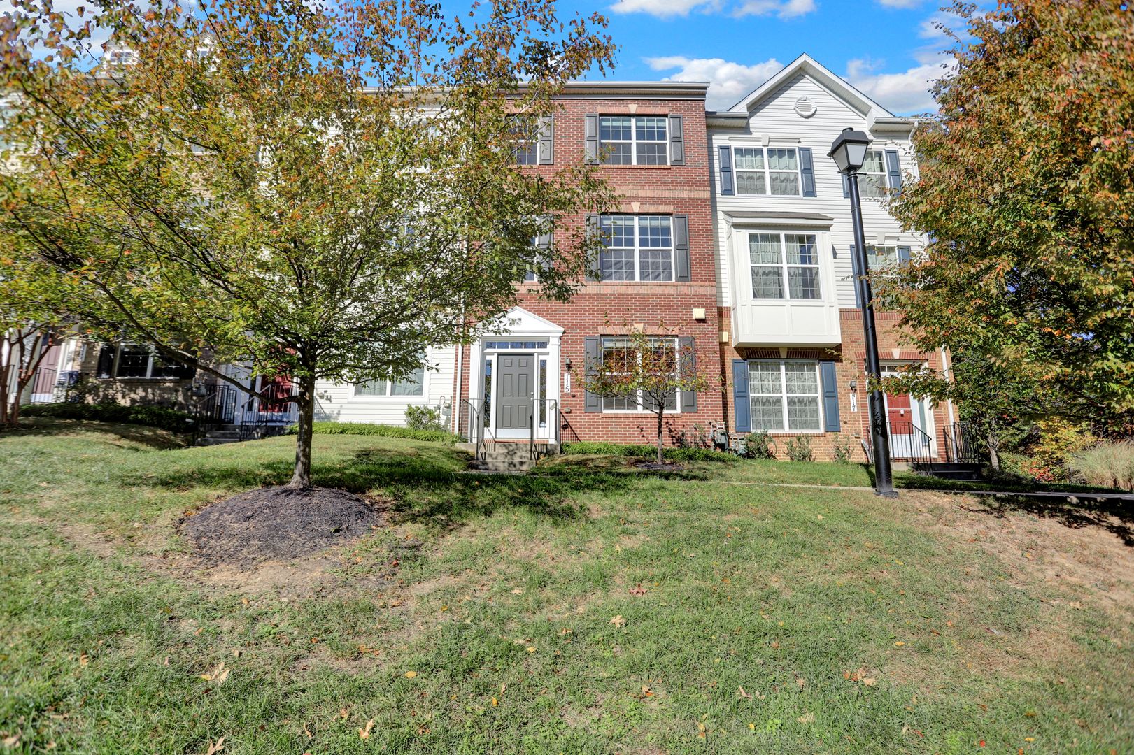 Silver Spring Townhome: 115 Tanglewood Manor Drive