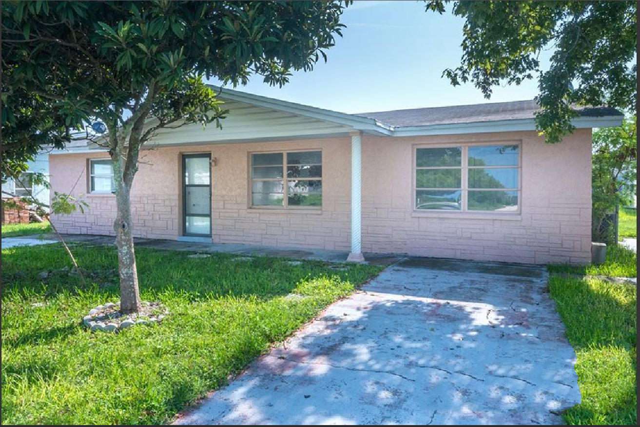 Port Richey House: 10110 Cherry Creek Ln