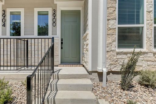 Coming Soon! Ask how to get 50% off rent for three months! – photo 1