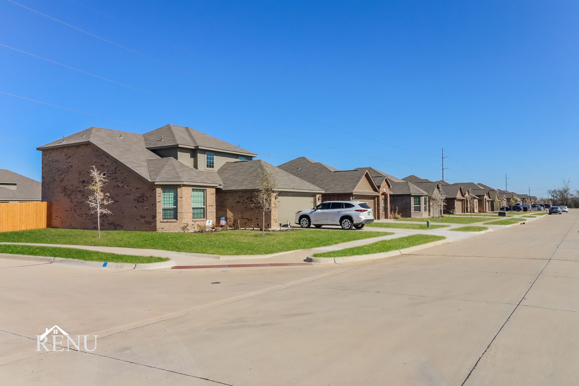 Crowley Townhome: 1005 Wheatfield Ln