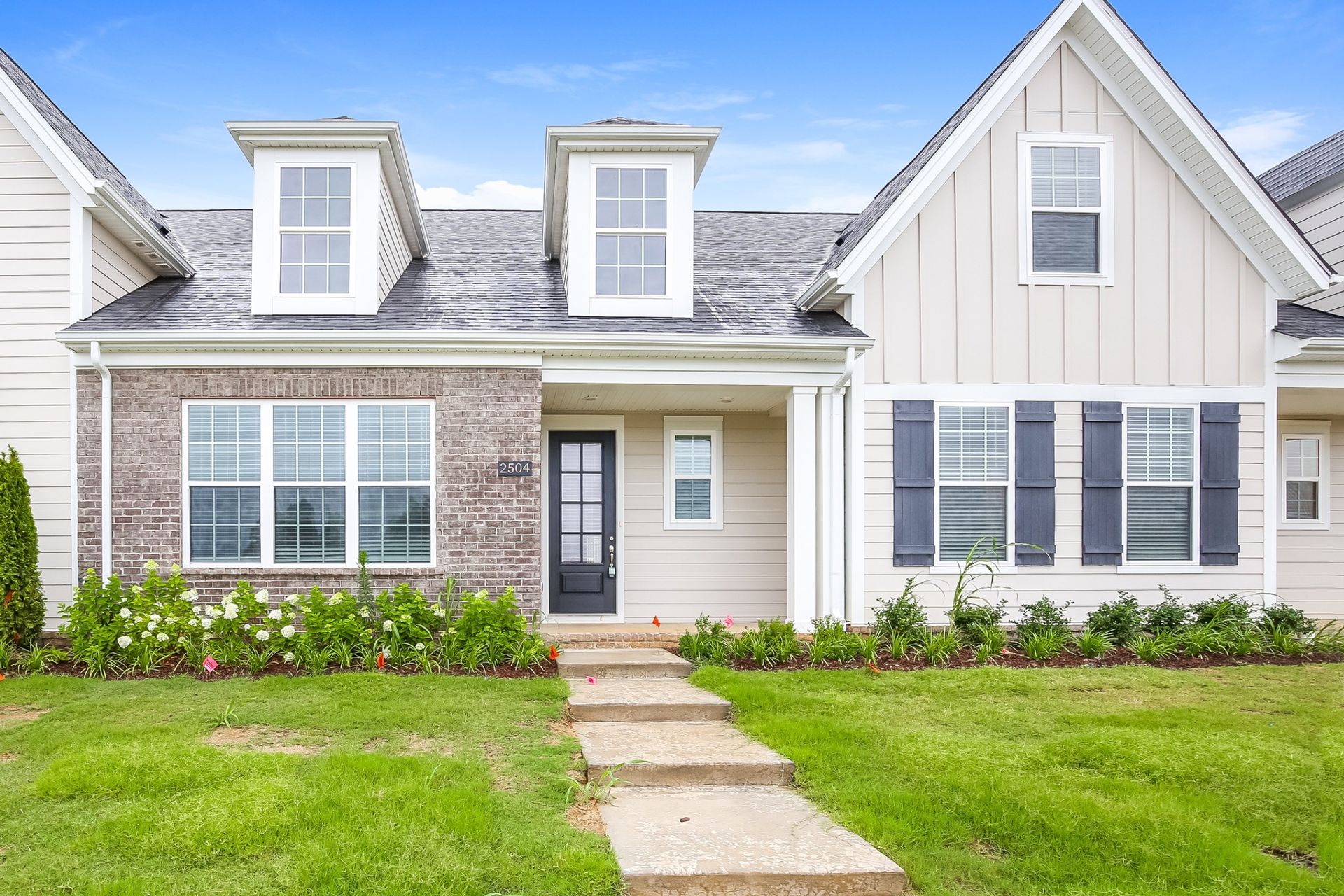 Murfreesboro Townhome: 2500 Elmcroft Ave