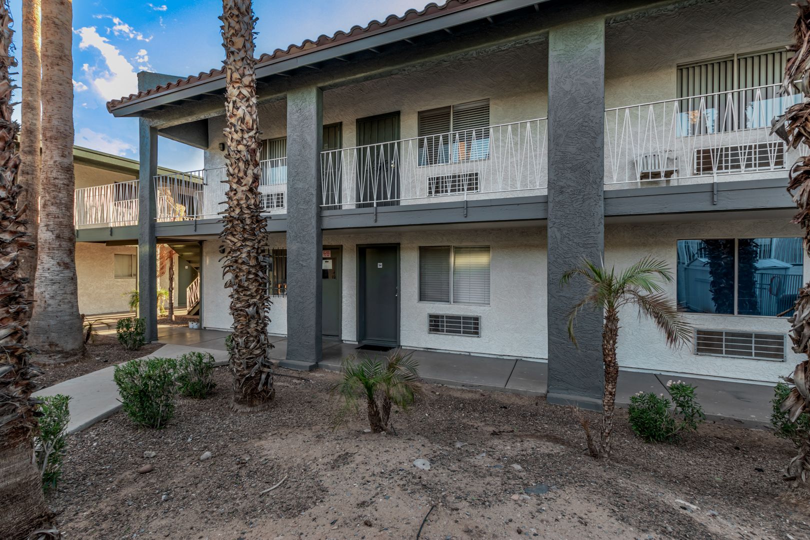 Phoenix Apartment: 8639 North 7th Street