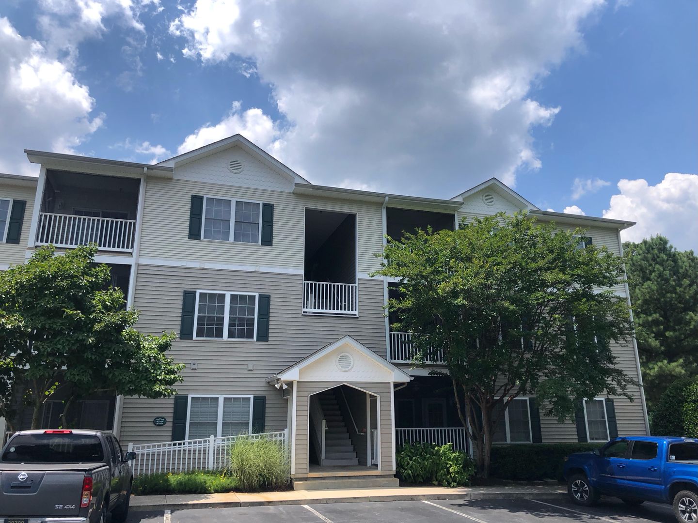 Rehoboth Beach Condo: 400 Cascade Lane