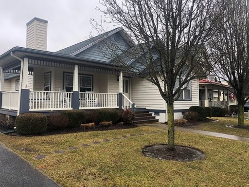 Desierable Paynters Mill, single story single family home.
