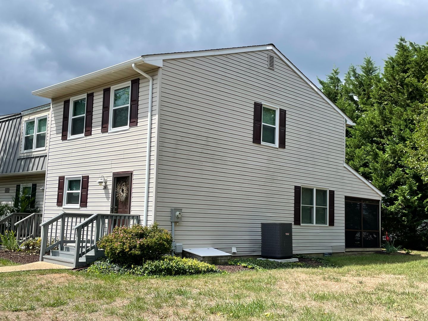 Rehoboth Townhome: 37285 Martin St. #28