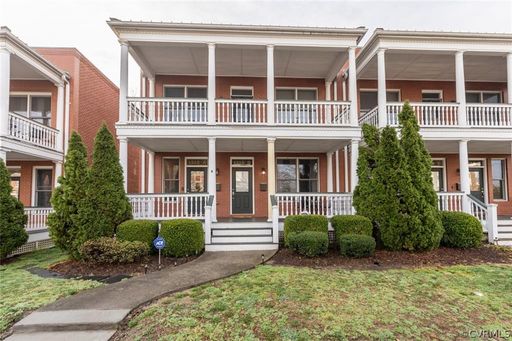 2 Bedroom, 2 Bath Condo in the Heart of Manchester- MOVE IN SPECIAL $1,000 OFF THE FIRST MONTH’S RENT – photo 1