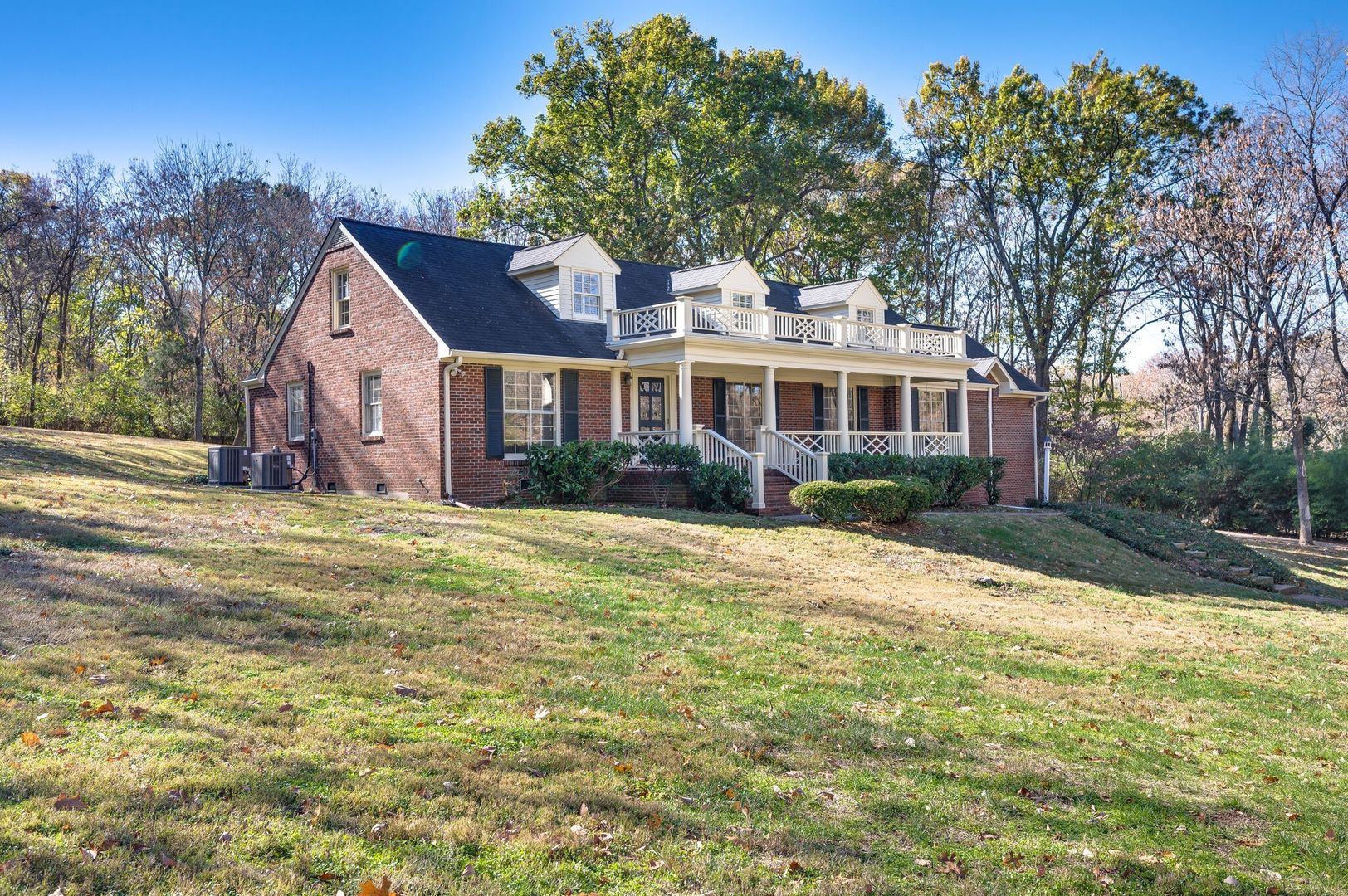 Nashville House: 4003 Sunnybrook Dr