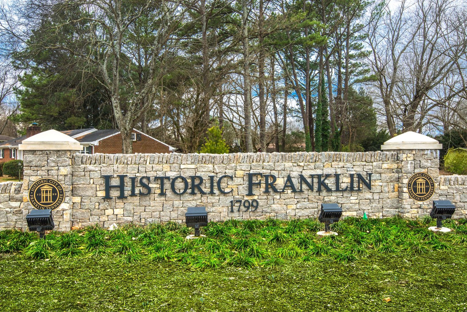 Franklin House: 501 S Margin St