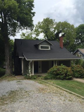 Studio Apt. for lease in the Belmont/Hillsboro area! – photo 1