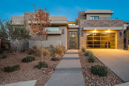 Luxury Home located in The Ridges of Summerlin – photo 1