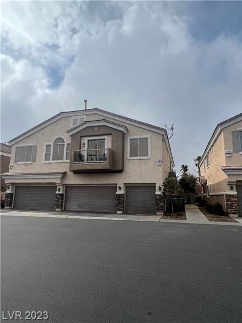 Las Vegas Townhome: 7065 Knob Creek St