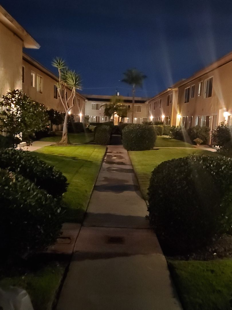 Carson Apartment: 21740 Figueroa St.