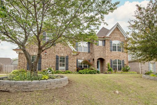 Huge Bartlett Home – photo 1