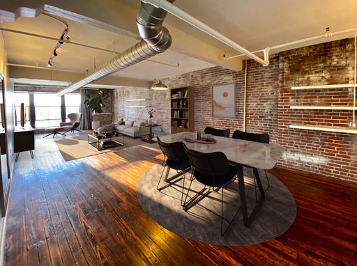 Stunning South Main Loft – photo 1