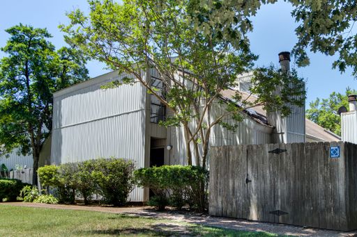 Contemporary Condo in Midtown – photo 1