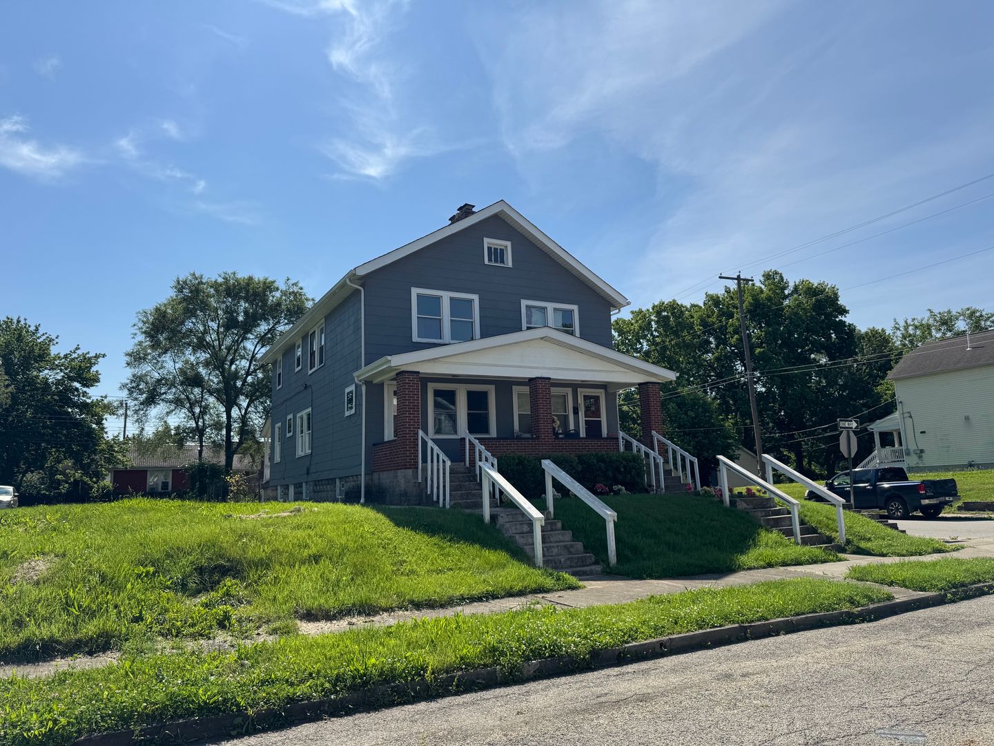 Columbus Apartment: 736-738 Seymour Ave.