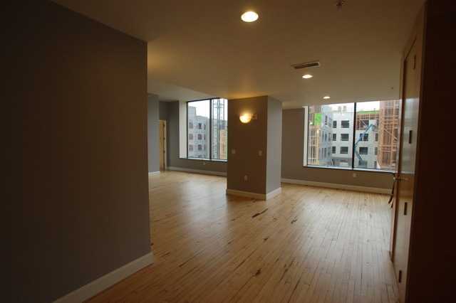 106 N High St., Unit 401 2 of 12