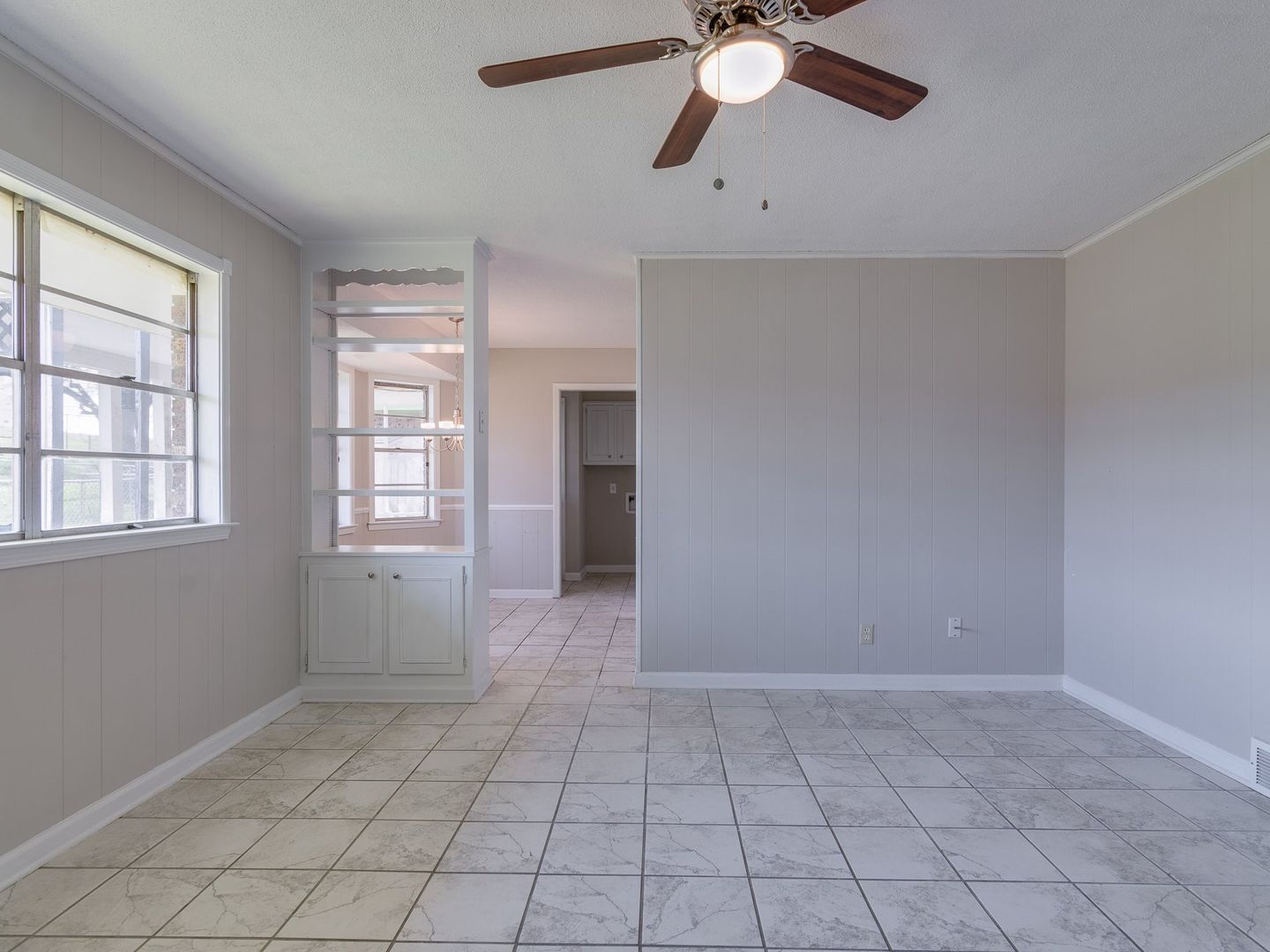 Memphis House: 1979 Kilarney Ave