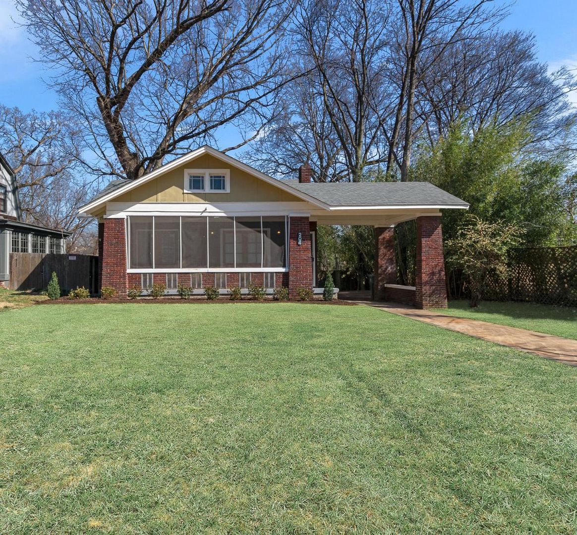 Memphis House: 204 Angelus Street