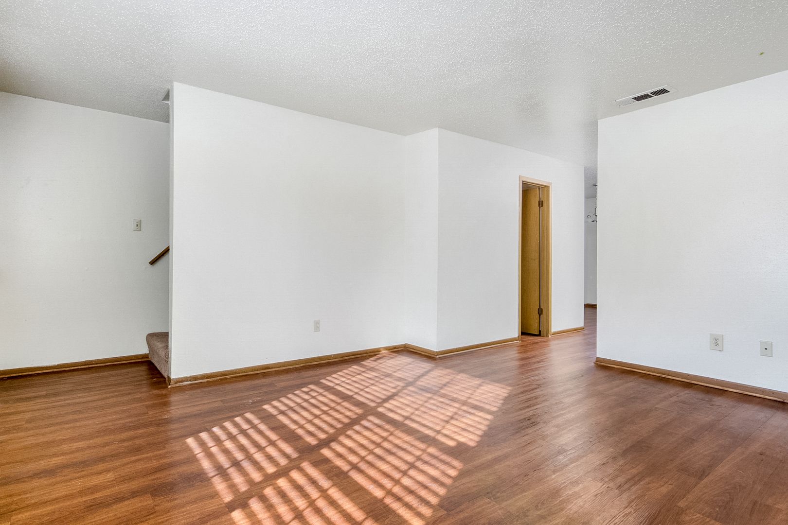 SHREVEPORT Apartment: 7200 JEWELLA AVENUE