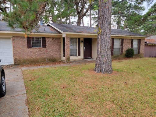 3 bedroom 1.5 bathroom – photo 1