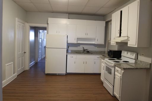 Newly renovated 1 BR/1 Bath – photo 1
