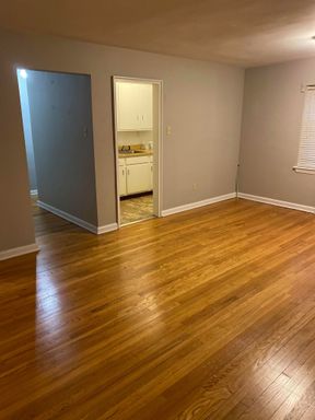 Spacious apartment located close to shops and supermarkets, green areas and schools. – photo 1