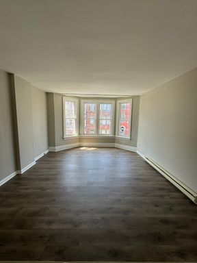 Large 3 Bed/1 Bath in Hagerstown City – photo 1