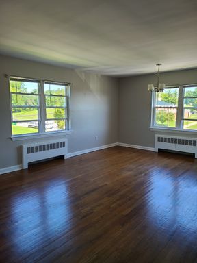 Modern Comfort Living – Unit H at 300 Northern Ave – photo 1