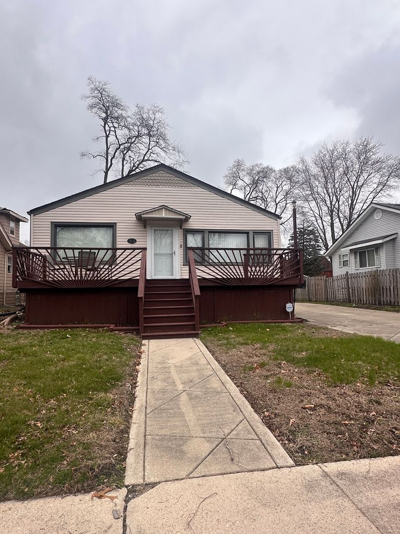 Hammond House: 257 Fernwood Street