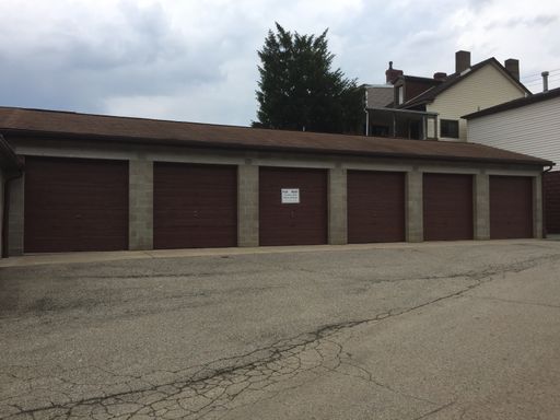Garage for Rent