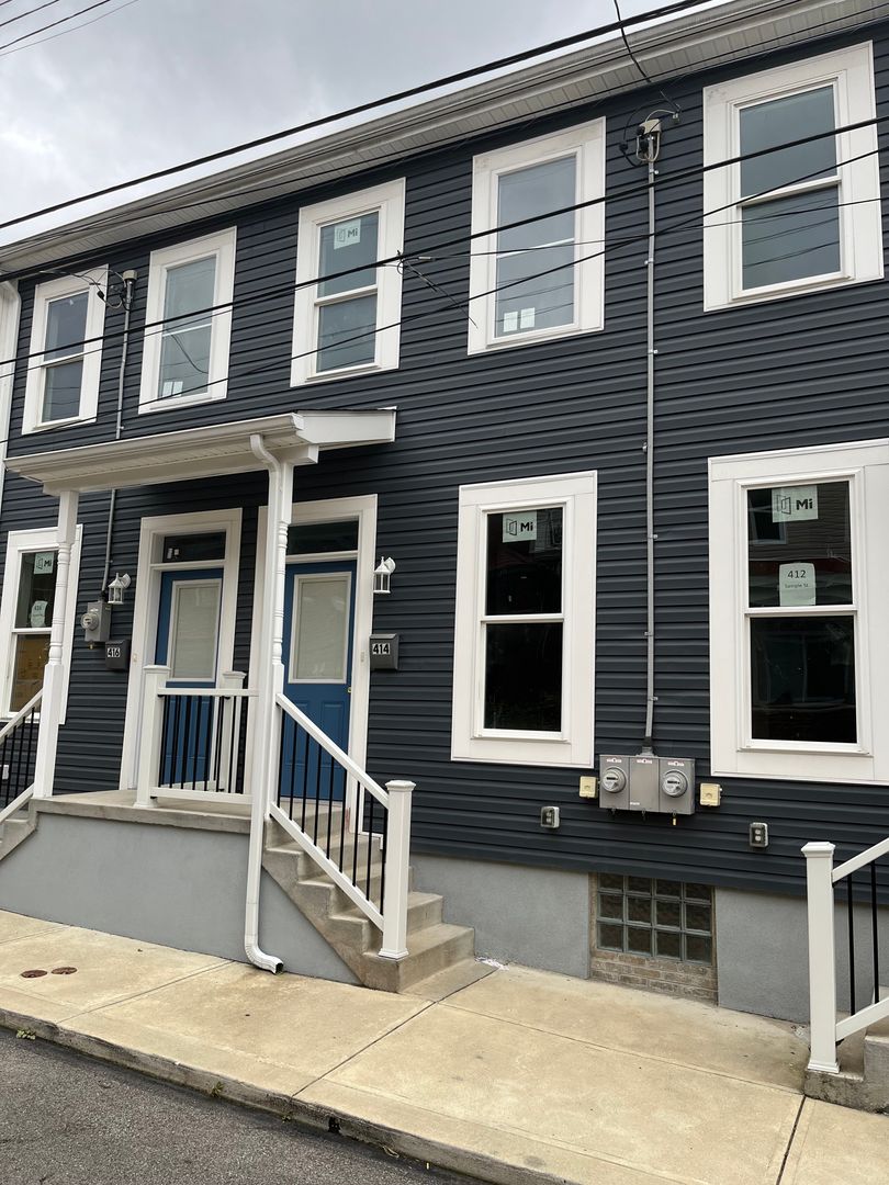 Pittsburgh House: 414 Sample Street