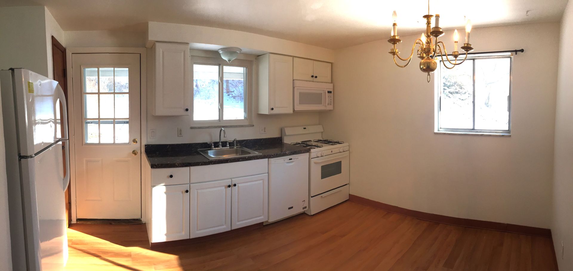 Pittsburgh Apartment: 132 Hiram Street