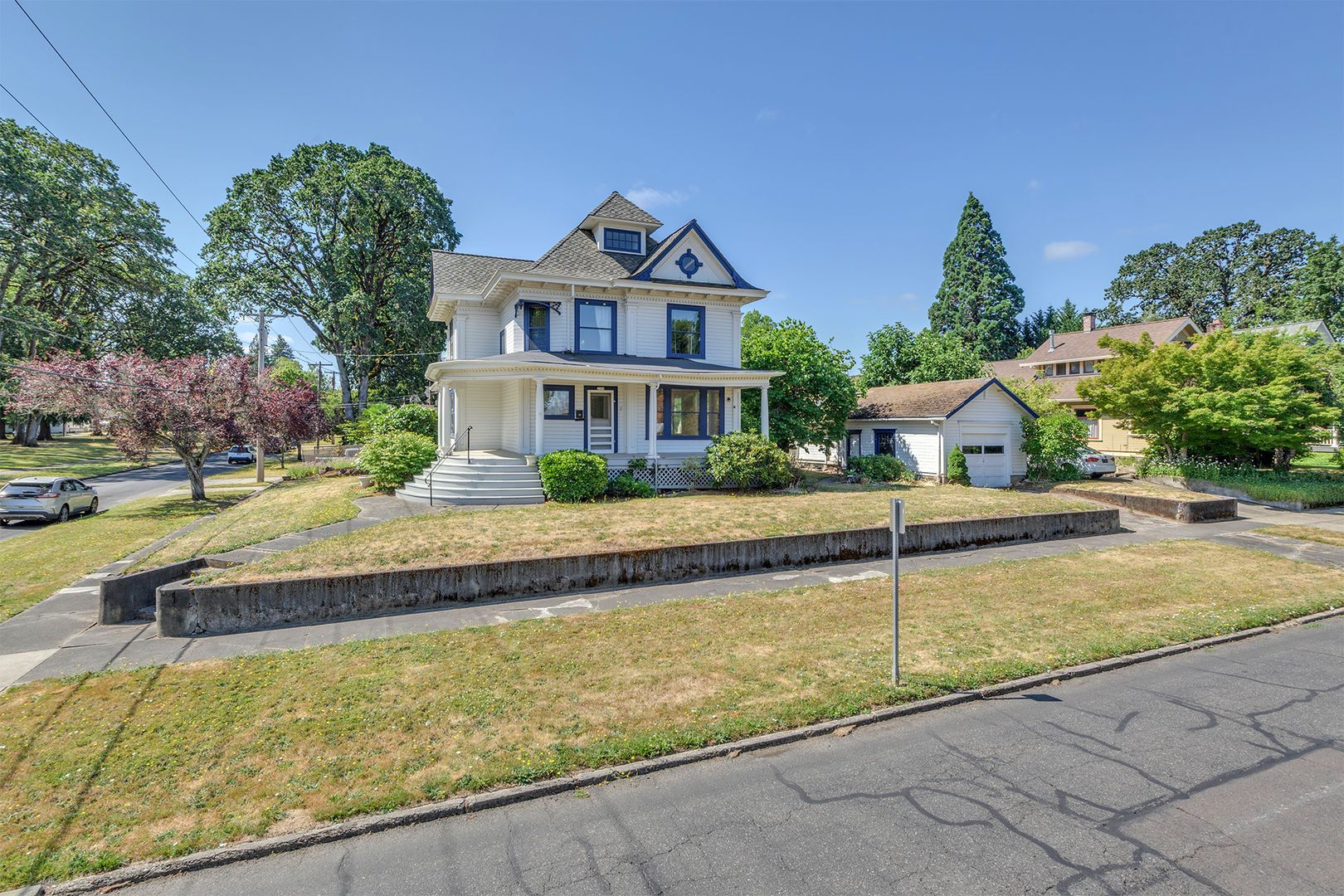 Forest Grove House: 2338 18th Avenue