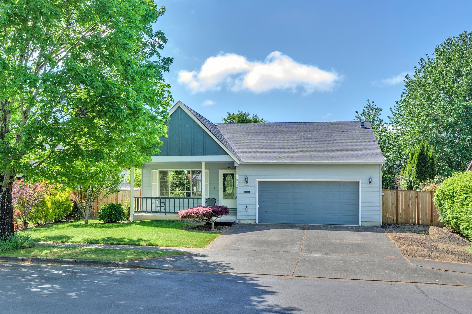 Forest Grove House: 1874 Hartford Drive