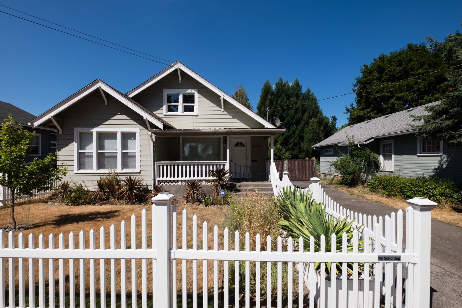 Forest Grove House: 1543 Pacific Avenue