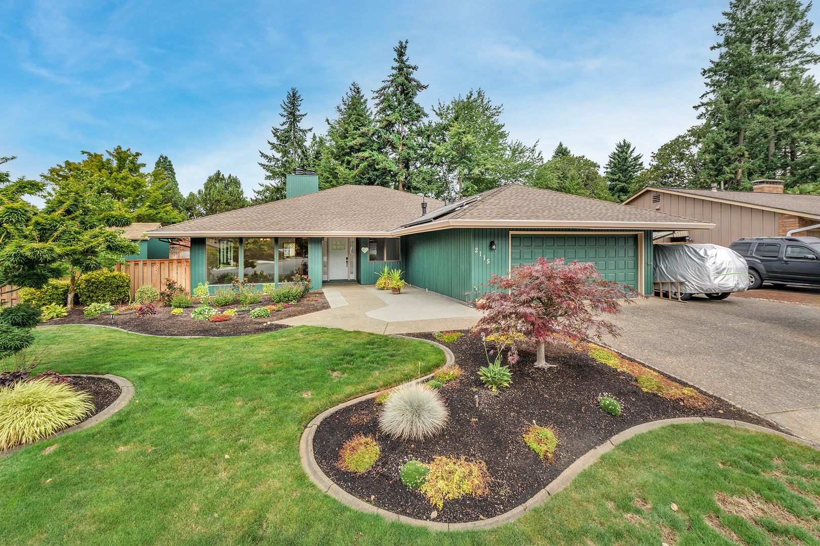 Hillsboro House: 2115 SE Singing Woods Drive