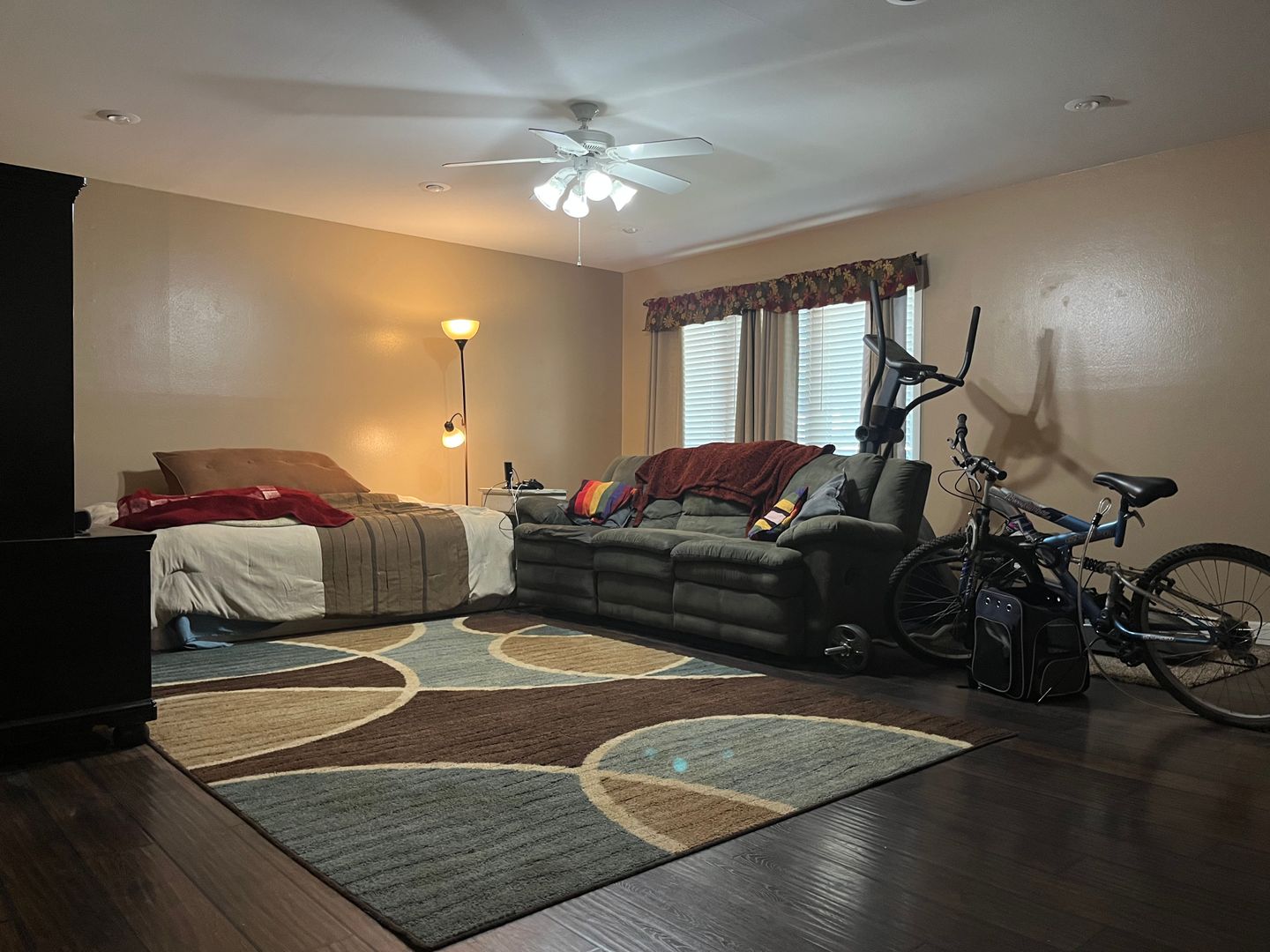 Lubbock Apartment: 2417 33rd Street