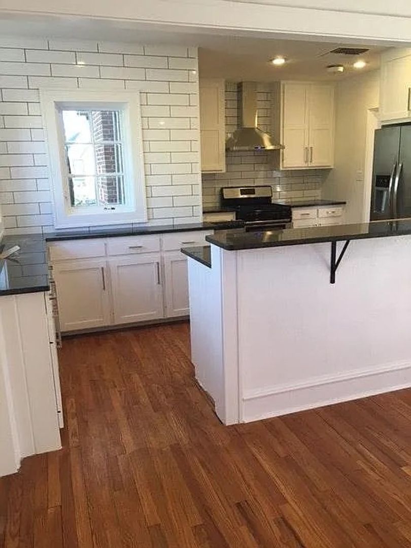 Lubbock House: 2915 21st Street