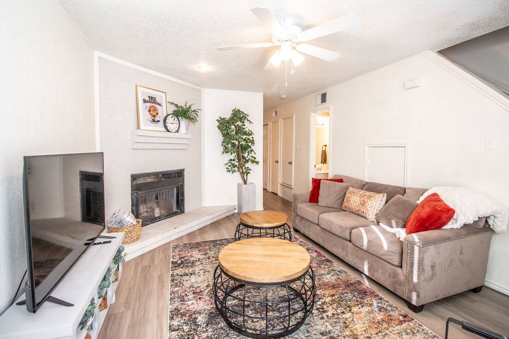 Lubbock Apartment: 5806 6th Street